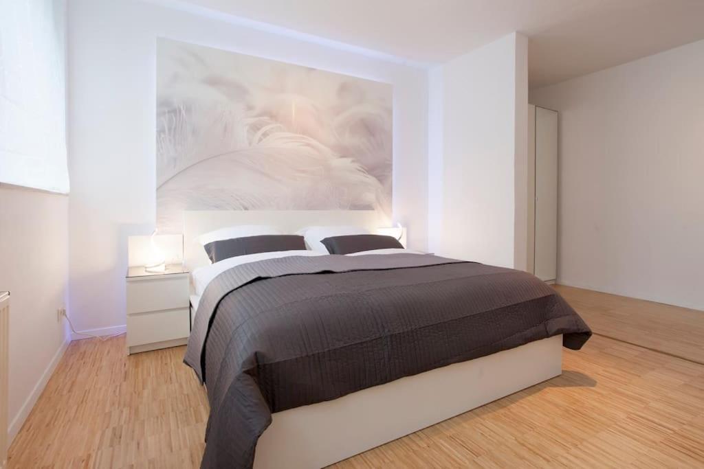 Exclusive 2-Room Souterrain Apartment Нюрнберг Экстерьер фото